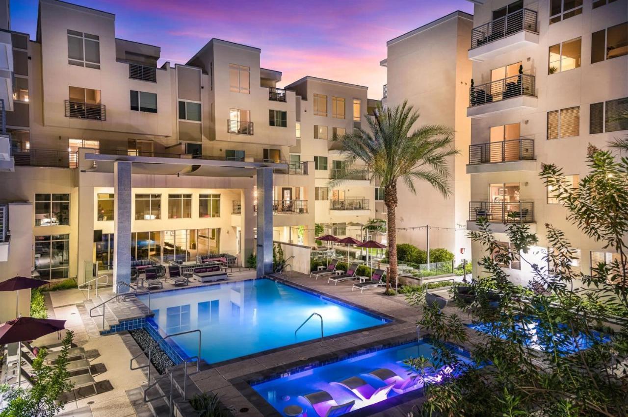 Paradise Cozysuites Under The Palms With Jacuzzi 18 피닉스 외부 사진