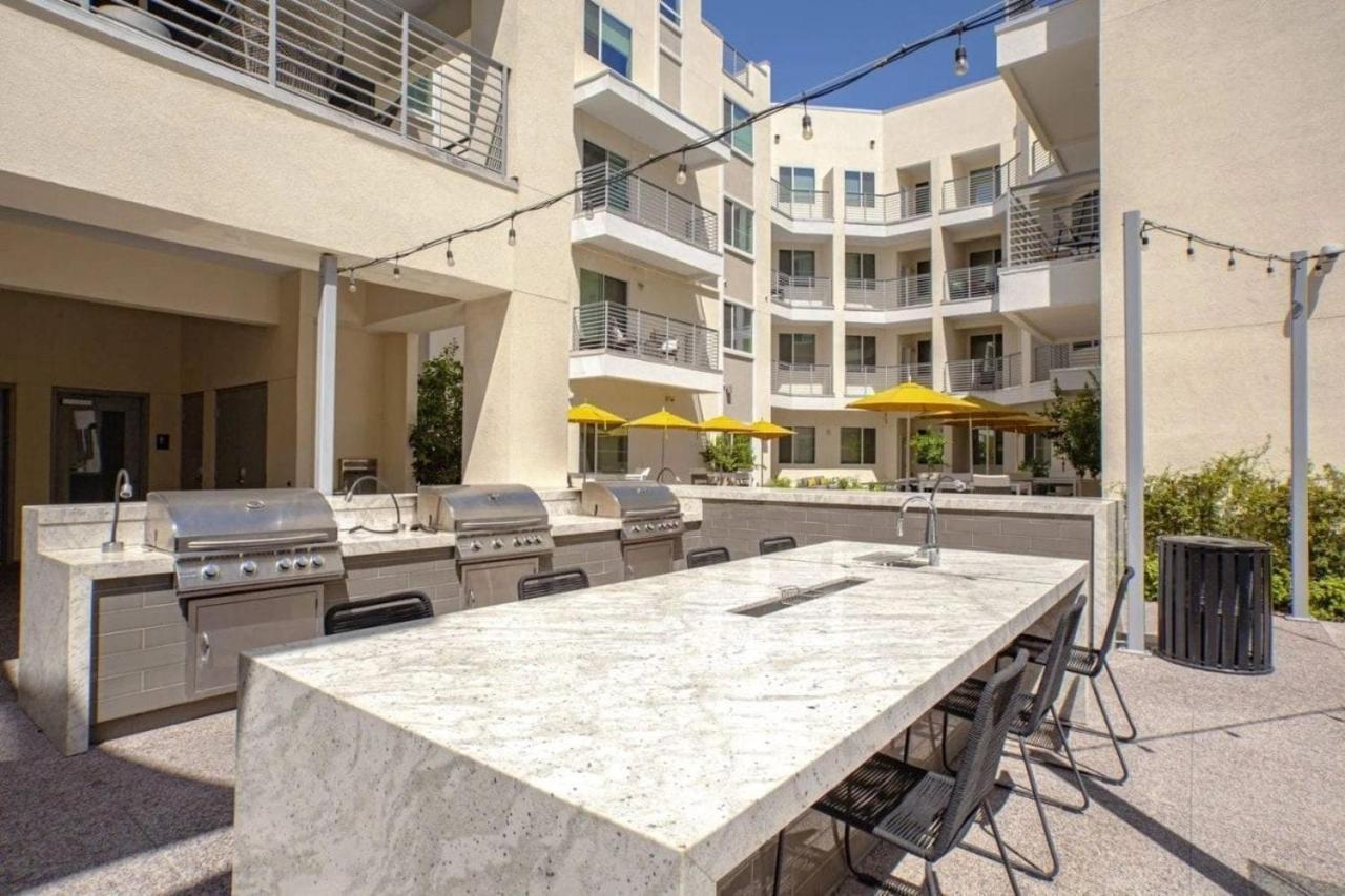 Paradise Cozysuites Under The Palms With Jacuzzi 18 피닉스 외부 사진